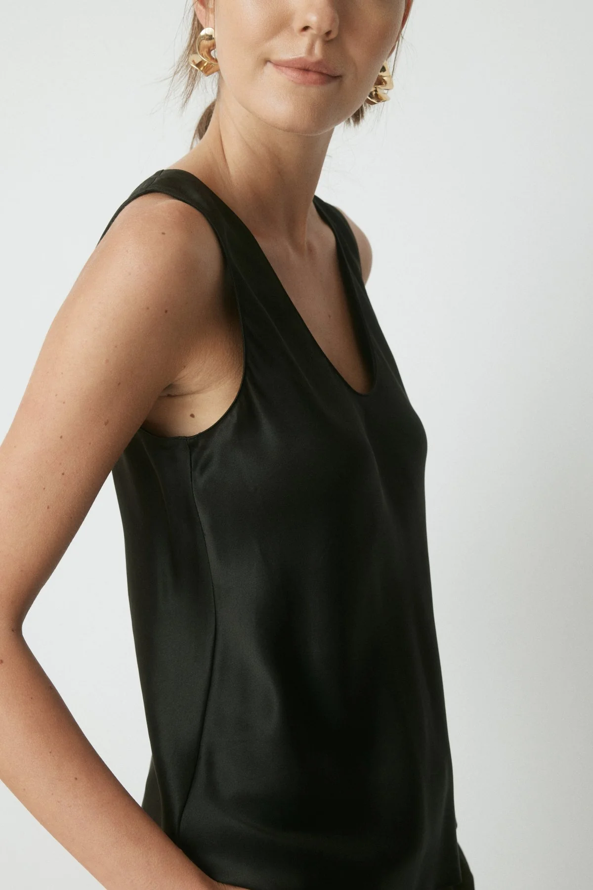 Arlowe Silk Camisole - Dark Olive - Image 5