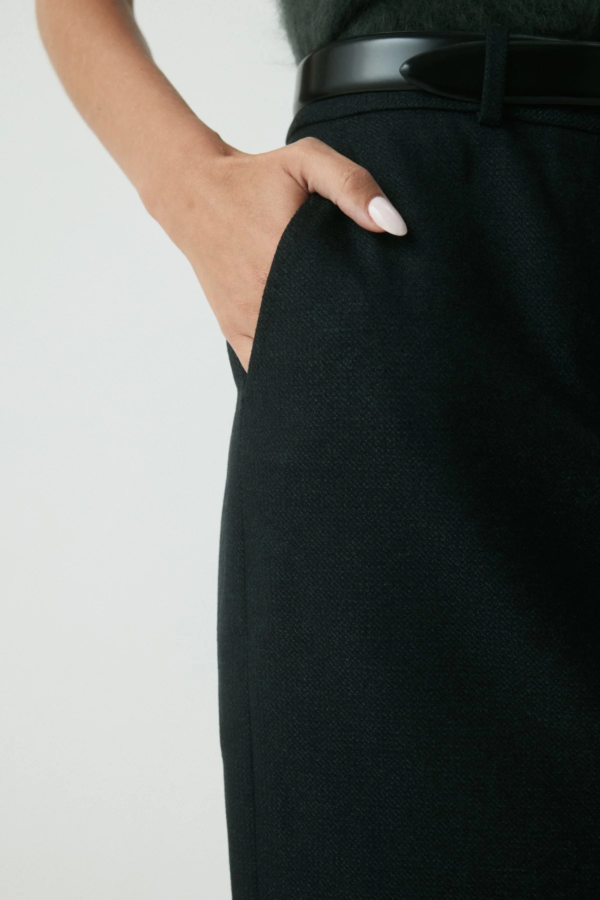 Asta Wool Suit Skirt - Moss Check - Image 5