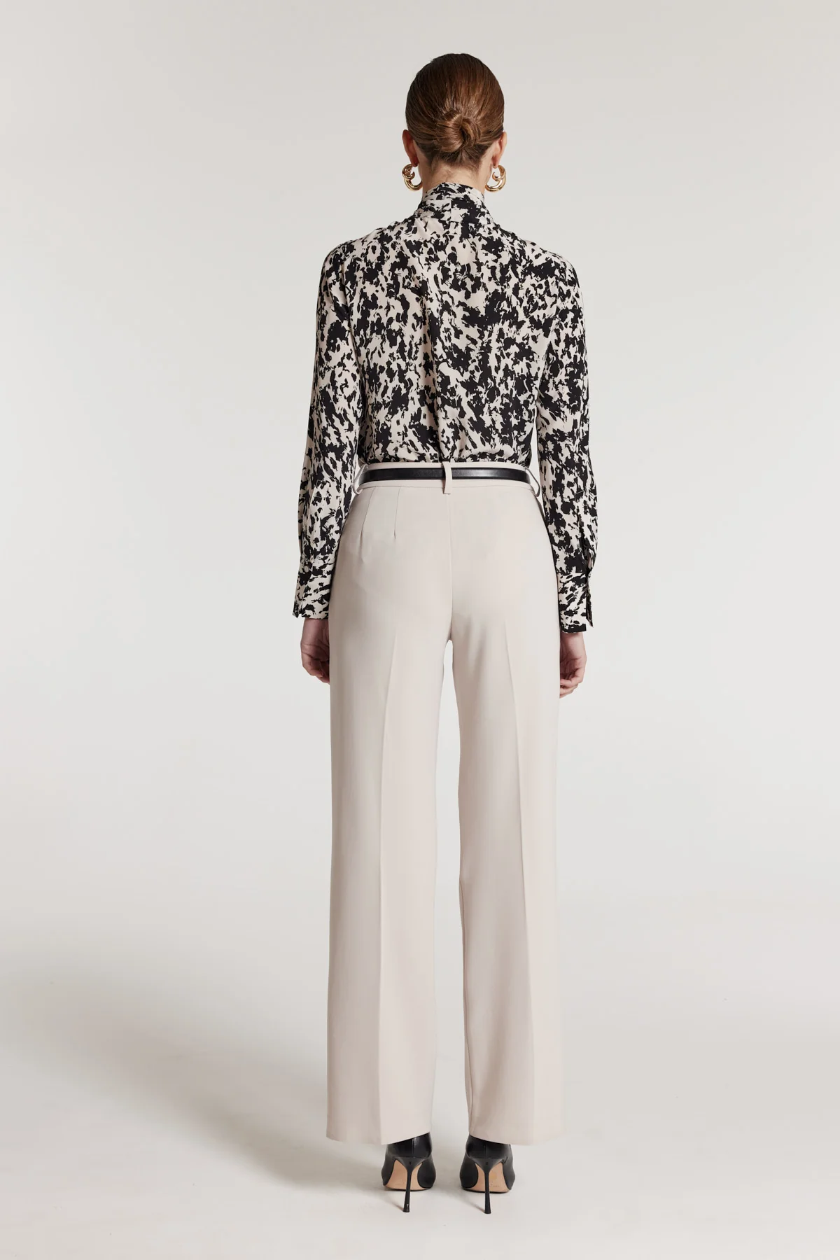 Avril Silk Top - Black/Ivory - Image 5