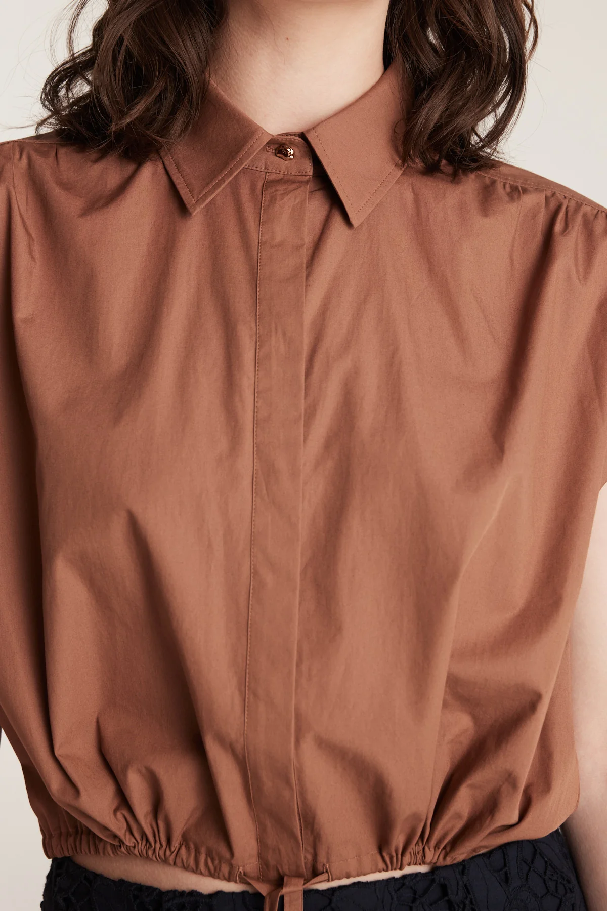 Belle Crop Shirt - Mocha - Image 5