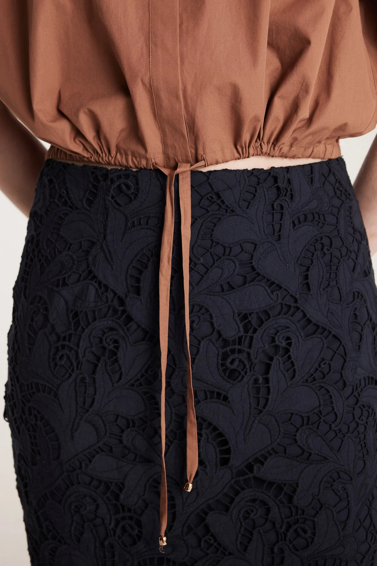 Belle Crop Shirt - Mocha - Image 7