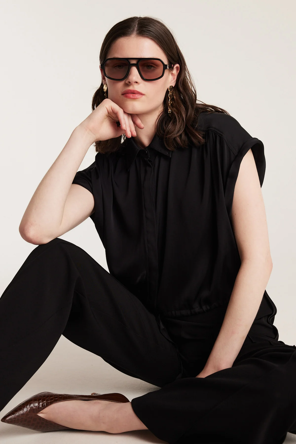 Belle Silk Crop Shirt - Black - Image 2
