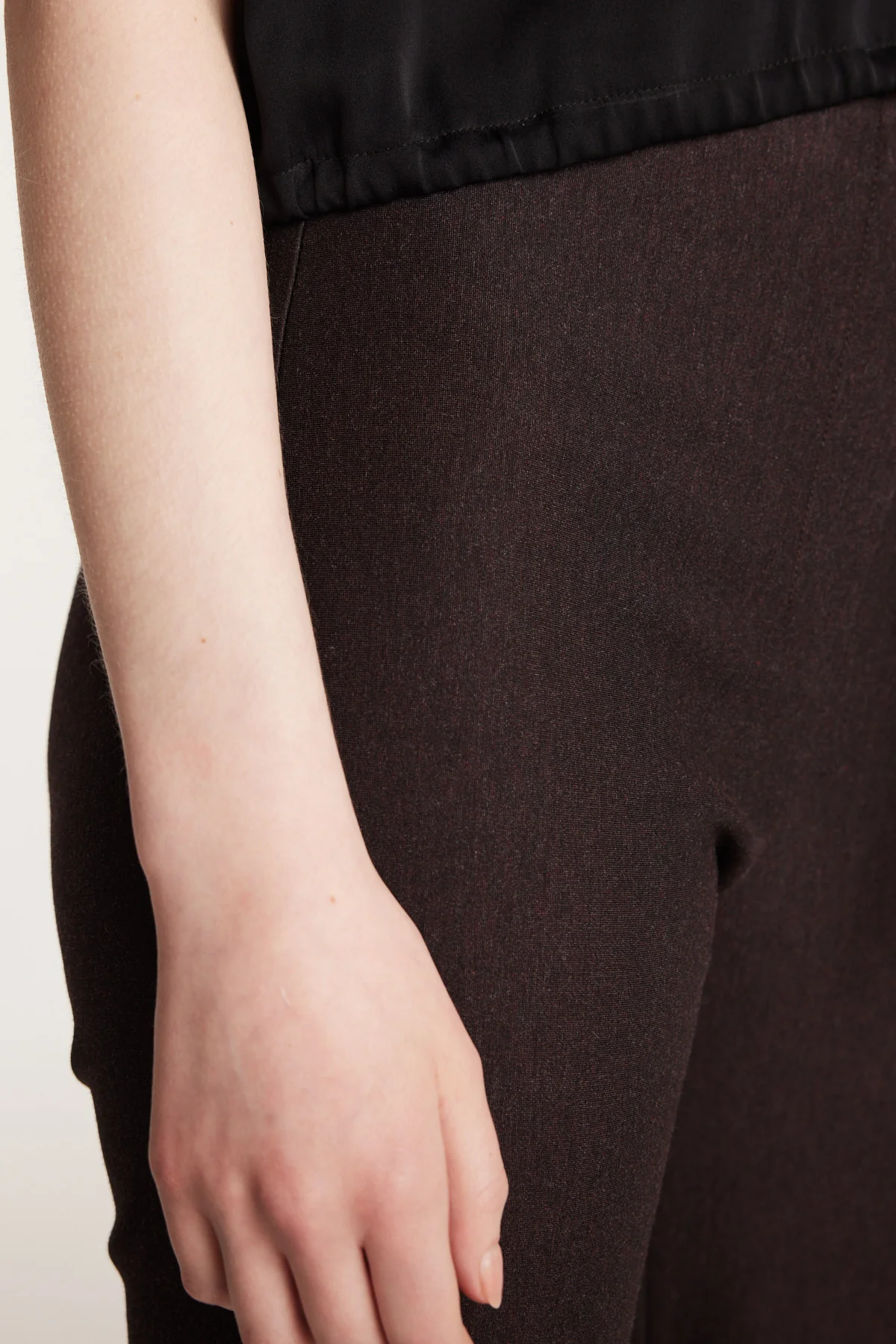 City Stretch Pant - Marle Shiraz - Image 5
