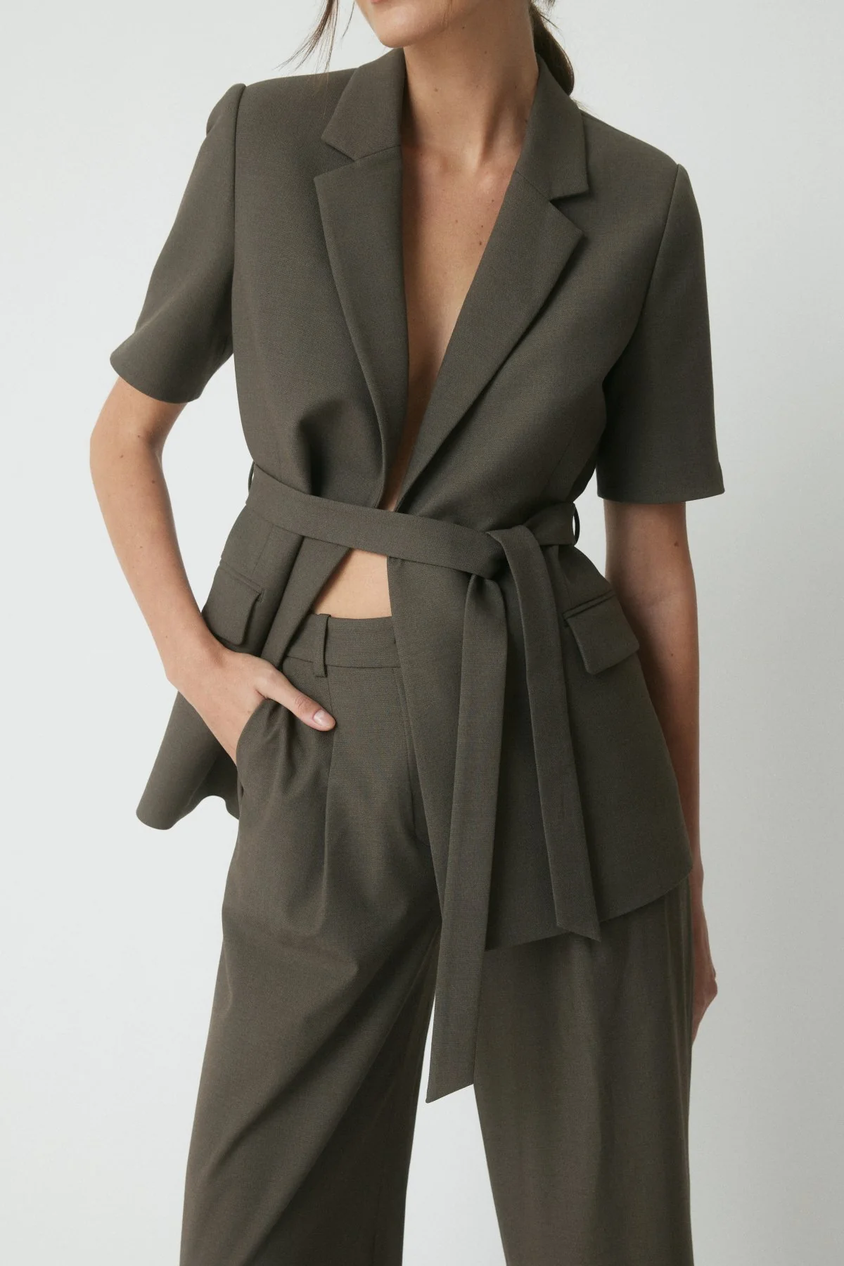 Freja Tailored Pant - Mushroom - Image 2
