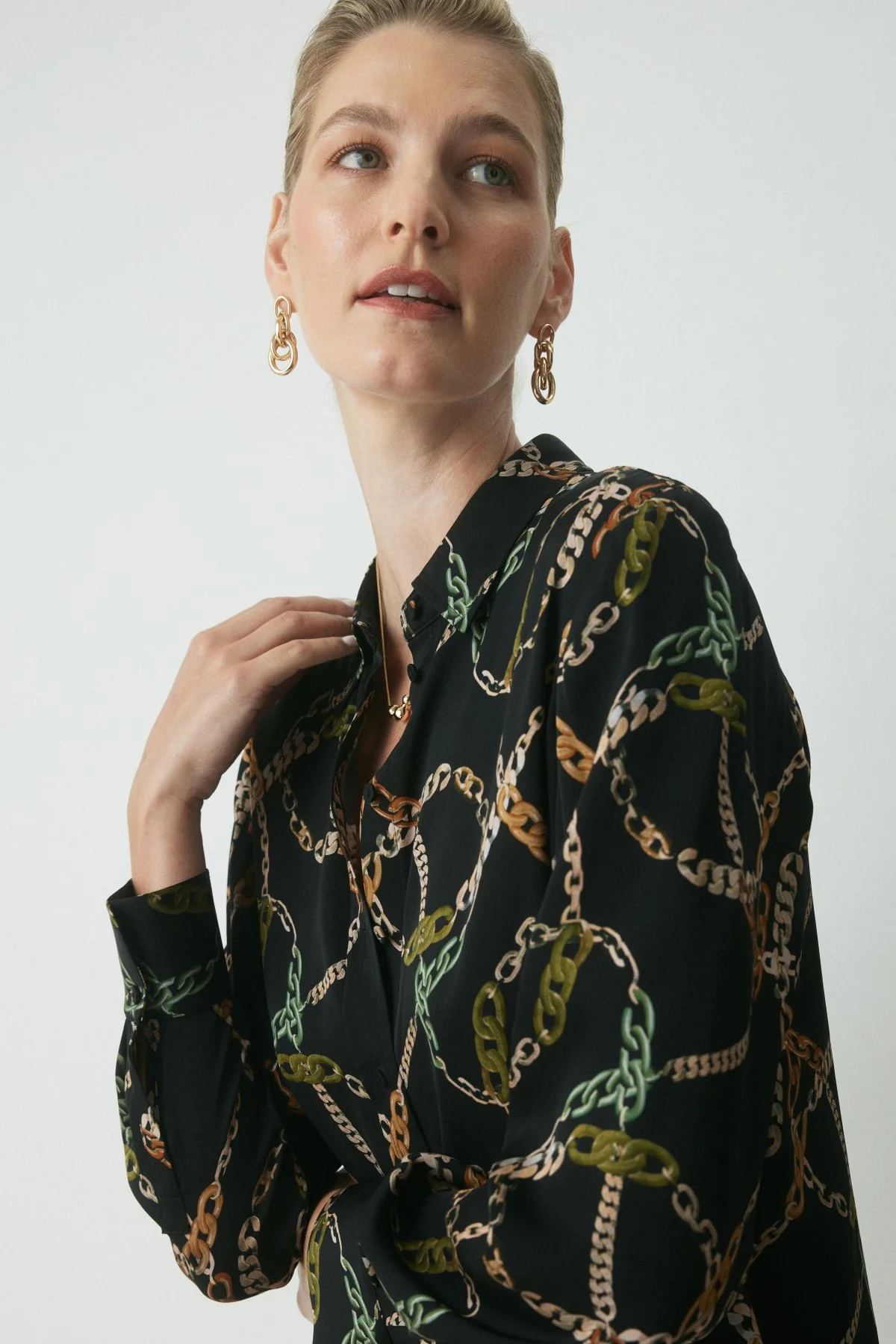 Kai Silk Printed Shirt - Chain Print - Image 5