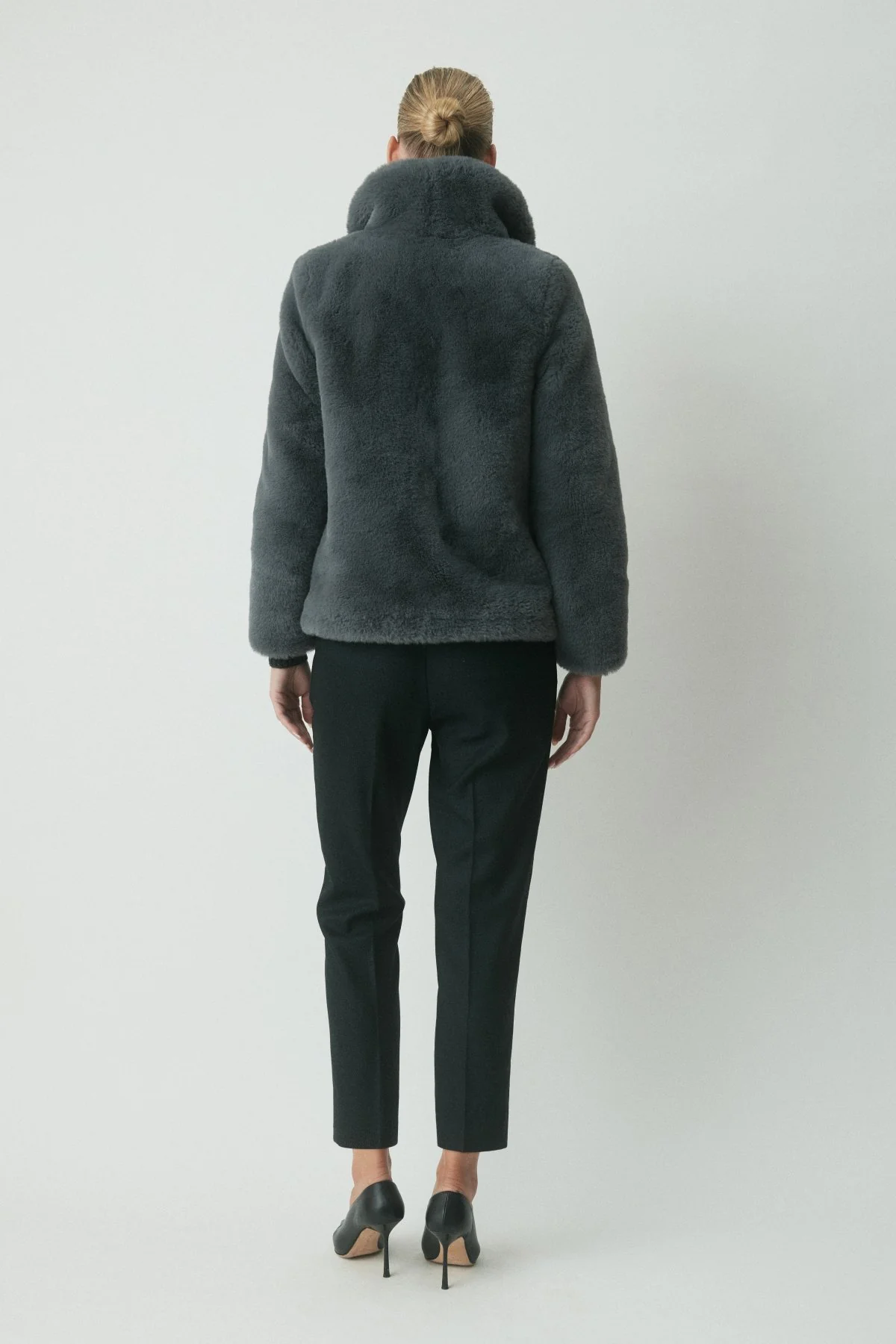 Mette Faux Fur Jacket - Smoke - Image 4