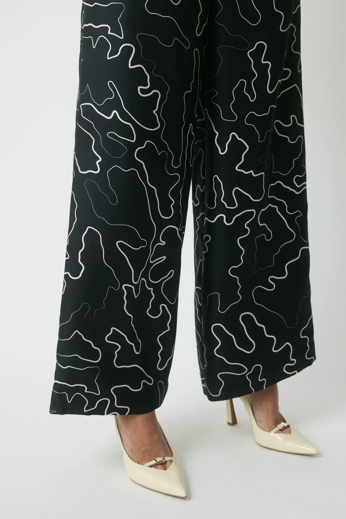 Milan Silk Pant - Midnight/Ecru - Image 5