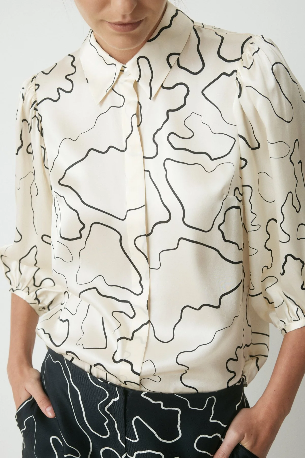 Milan Silk Shirt - Midnight/Ecru - Image 5
