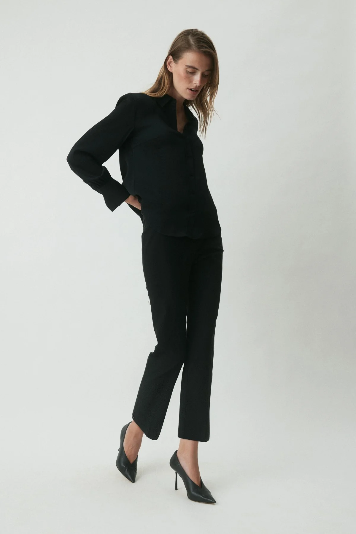 Milton Pant - Black - Image 3