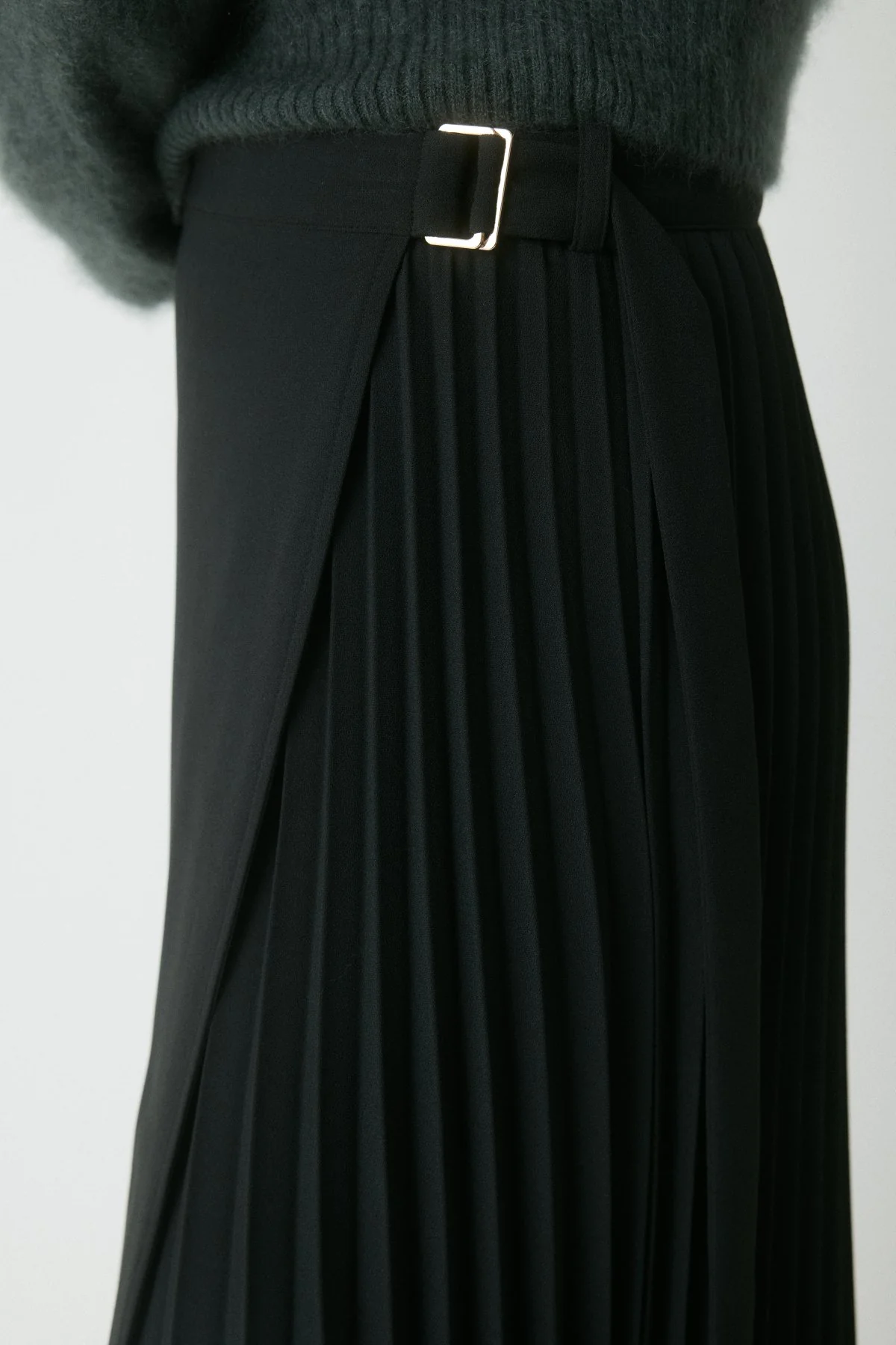 Nova Wrap Pleat Skirt - Black - Image 5
