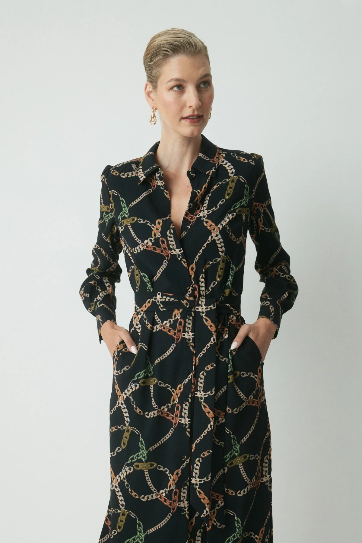 Ollie Belted Shirtdress - Chain Print - Image 5