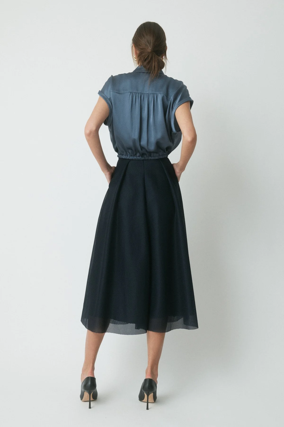 Quinn Silk Crop Shirt - Steel Blue - Image 4