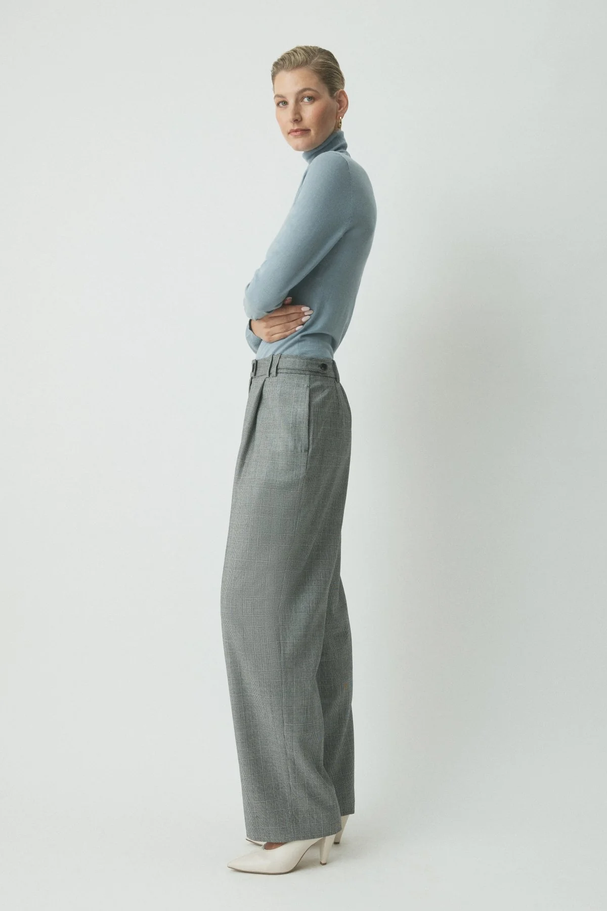 River Merino Rollneck Jumper - Dove Blues - Image 3