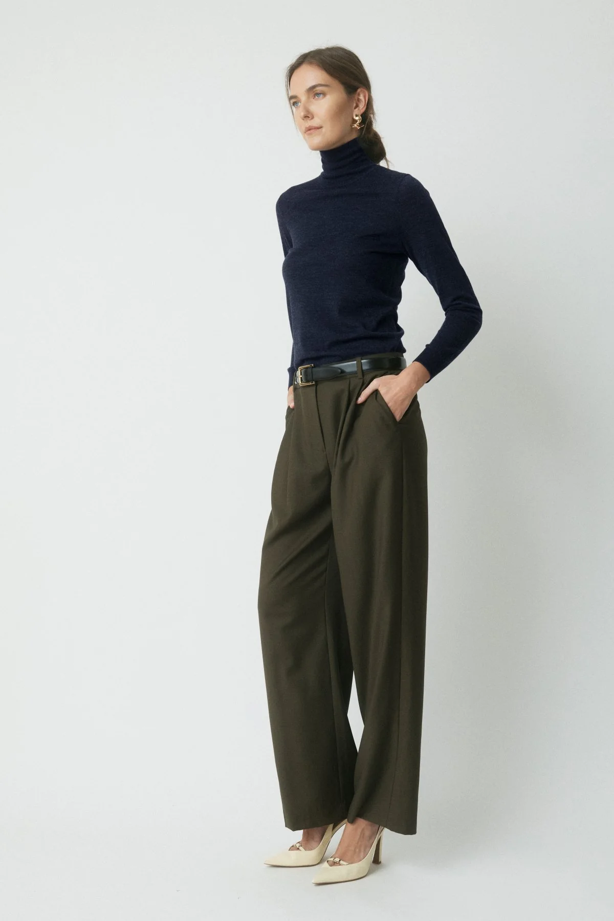 River Merino Rollneck Jumper - Navy - Image 3