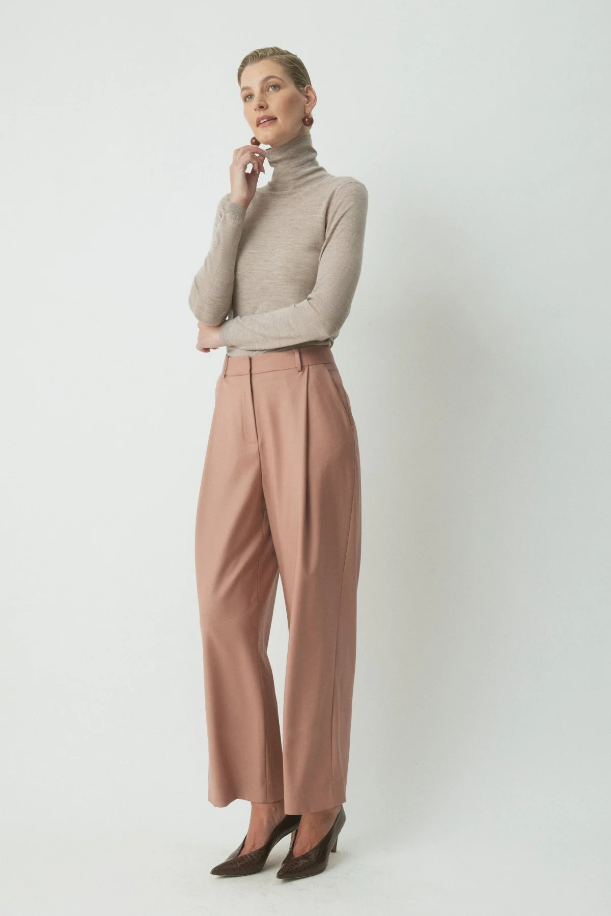 River Merino Rollneck Jumper - Oatmeal - Image 3