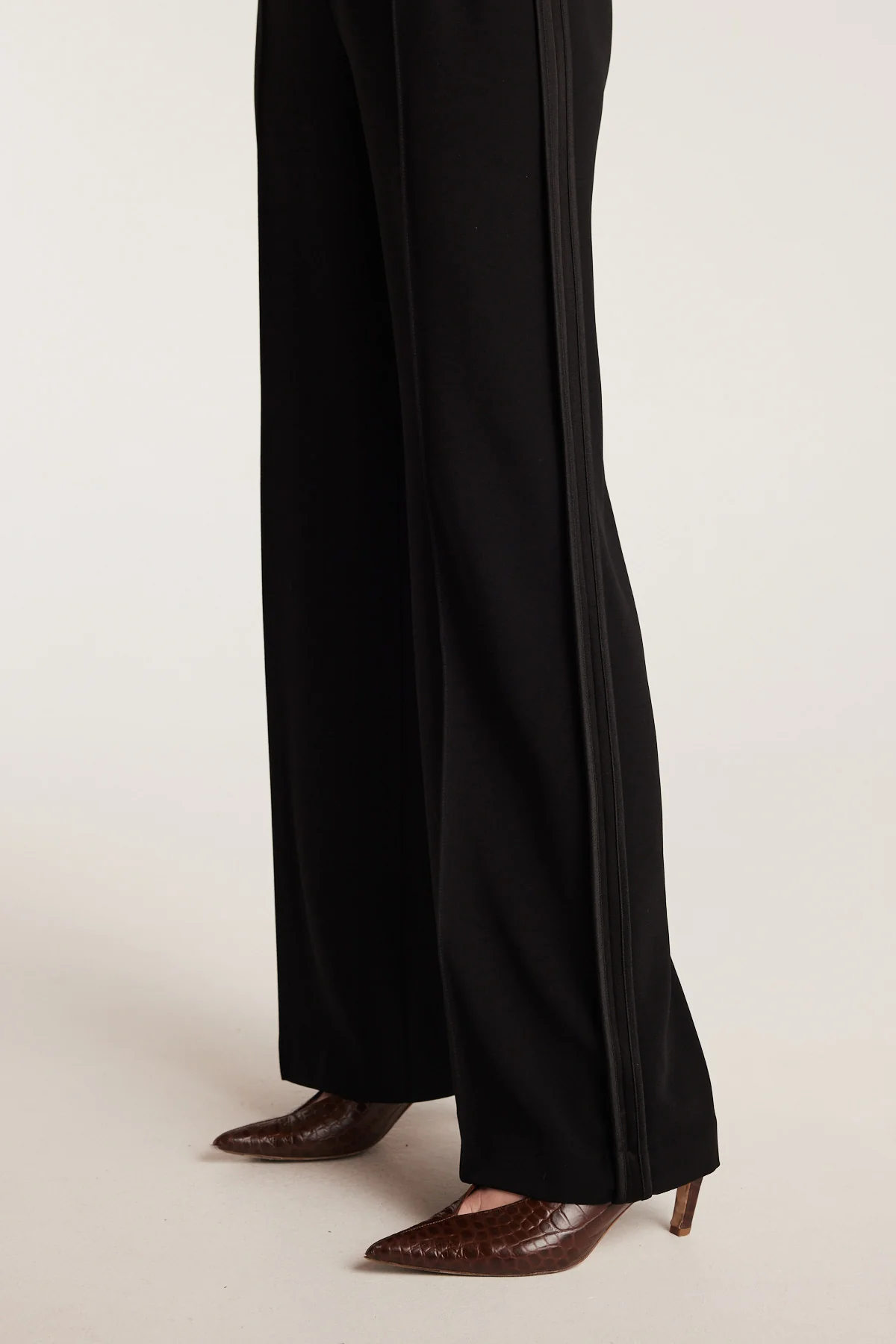 Stefania Pant - Black - Image 2