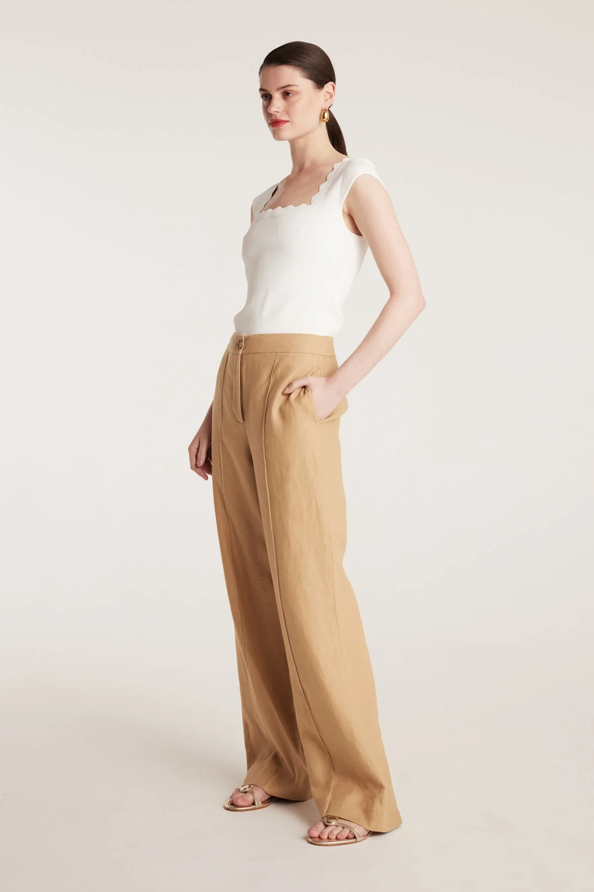 Crepe Scallop Top - White - Image 3